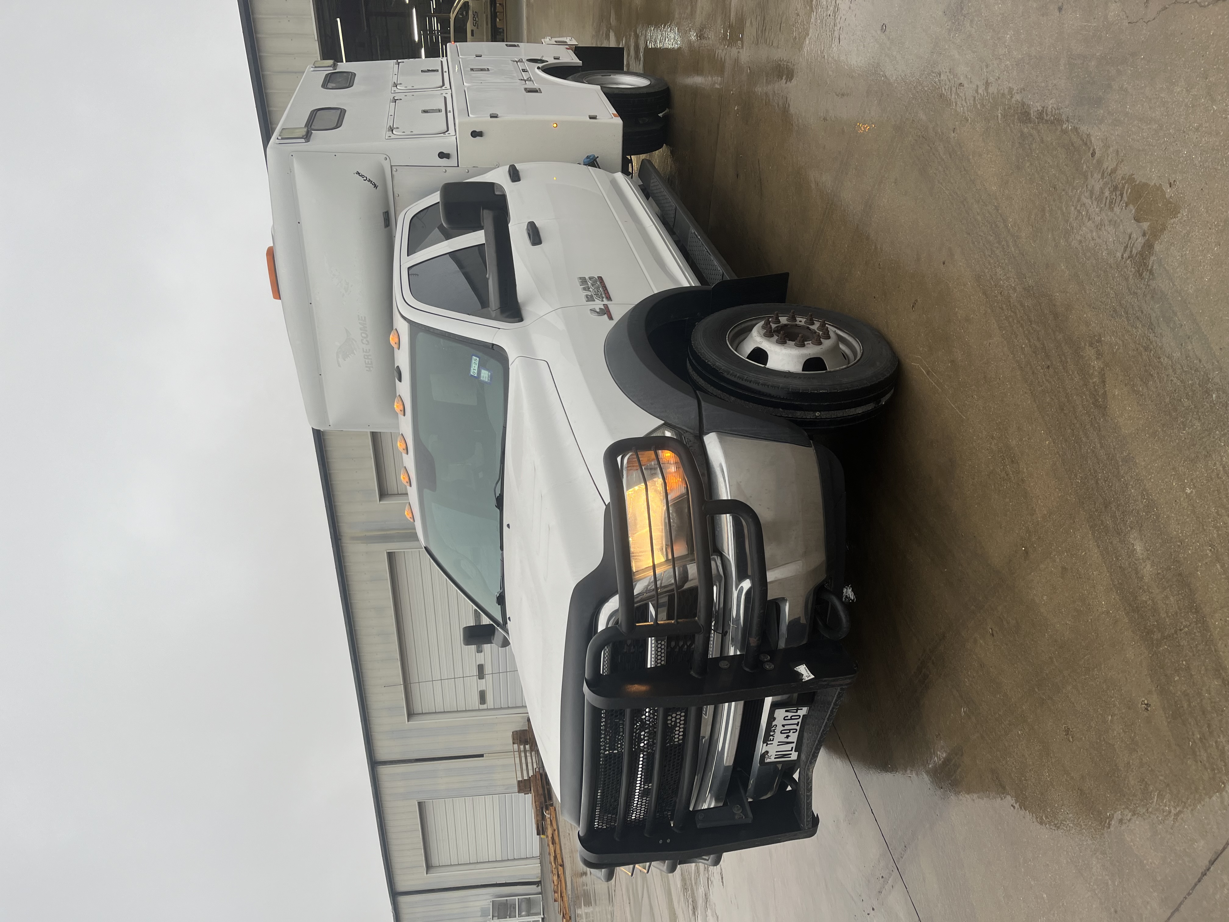 2014 RAM 4500 4X4 UTILITY CANOPY TRUCK